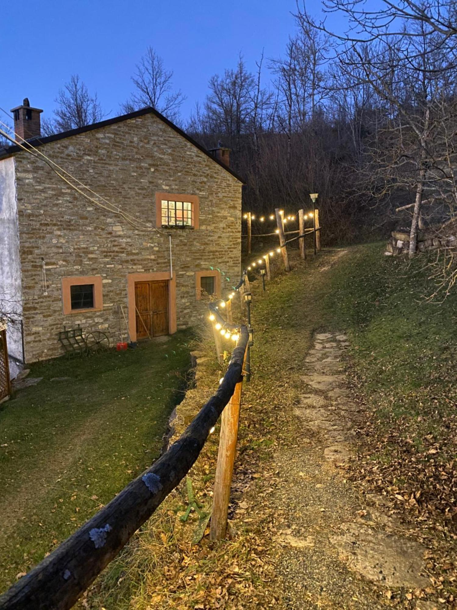La Lupa E L'Orso Panzió Berceto Kültér fotó